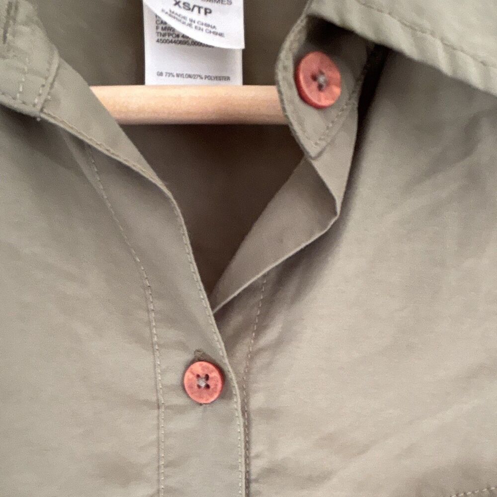 The North Face Women’s Green Breathable Button-Up Shirt Long Sleeve XS/TP - Picture 4 of 16